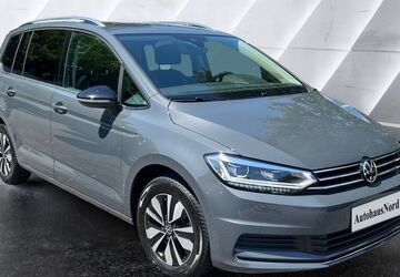 VW Touran 11.696 km 32.900 &euro; Köln-Riehl 50735