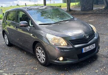 Toyota Verso 214.600 km 5.950 &euro; Odenthal-Neschen 51519