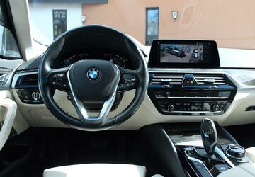 BMW 530 125.000 km 26.899 &euro; Köln 51107