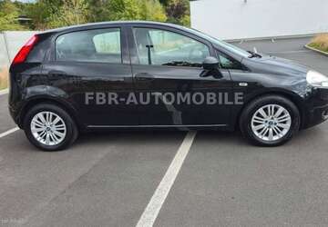 Fiat Punto 142.806 km 4.000 &euro; Bonn 53227