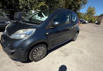 Peugeot 107 125.000 km 2.500 &euro; Bonn 53123
