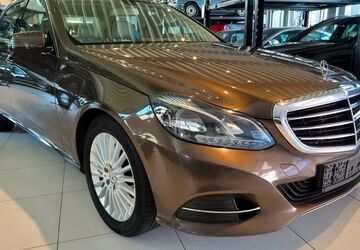 Mercedes-Benz E 220 232.000 km 10.850 &euro; Brühl 50321