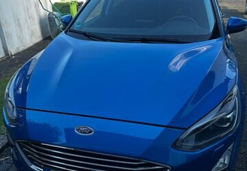 Ford Focus 104.575 km 12.499 &euro; Wipperfürth 51688