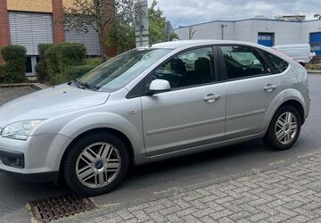 Ford Focus 67.000 km 2.999 &euro; Köln 50739