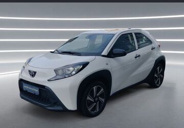 Toyota Aygo (X) 35.450 km 12.990 &euro; Bonn 53119