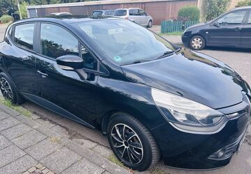 Renault Clio 80.900 km 4.999 &euro; Leverkusen 51377