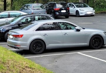Audi A4 112.000 km 22.999 &euro; Bergisch Gladbach 51469