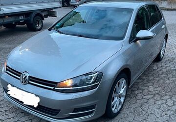 VW Golf 149.000 km 8.300 &euro; Bonn 53123