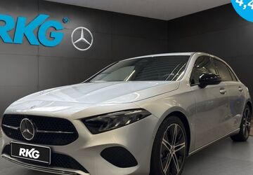 Mercedes-Benz A 200 9.800 km 33.640 &euro; Bonn 53119