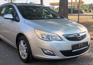 Opel Astra 147.000 km 3.999 &euro; Köln 51107