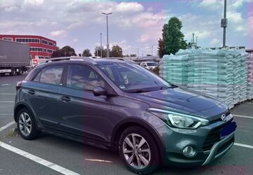 Hyundai i20 112.000 km 8.500 &euro; köln 50969