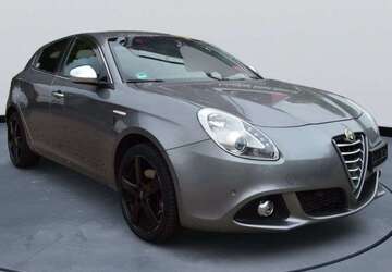 Alfa Romeo Giulietta 110.000 km 9.400 &euro; Bergisch Gladbach 51469