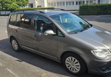 VW Touran 276.000 km 4.500 &euro; Köln 51065