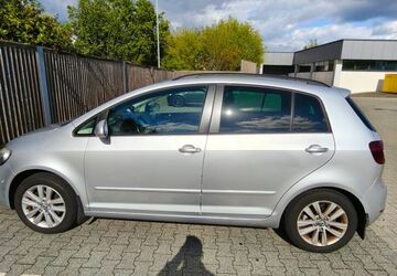 VW Golf Plus 181.576 km 6.350 &euro; Solingen 42651