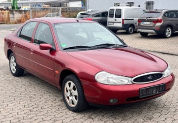 Ford Mondeo 83.420 km 3.950 &euro; Bornheim 53332