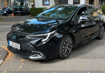 Toyota Corolla 180.000 km 16.600 &euro; Köln 51105