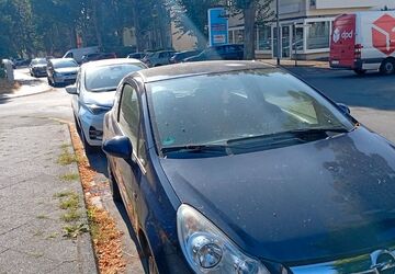Opel Corsa 125.000 km 800 &euro; Brühl 50321