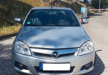 Opel Tigra 270.000 km 1.750 &euro; Hennef 53773