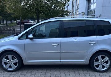 VW Touran 213.450 km 6.999 &euro; Troisdorf 53842