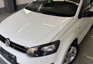 VW Polo 75.291 km 10.890 &euro; Köln 50829