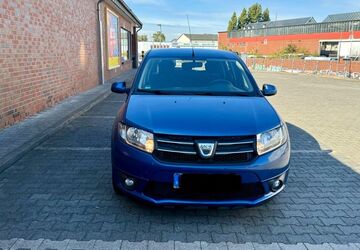 Dacia Sandero 124.000 km 4.999 &euro; Köln 50825