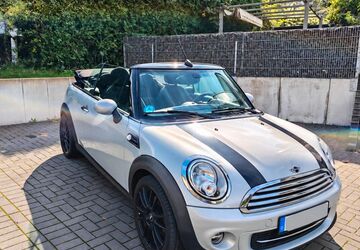 Mini Cooper Cabrio 109.868 km 9.990 &euro; Odenthal 51519