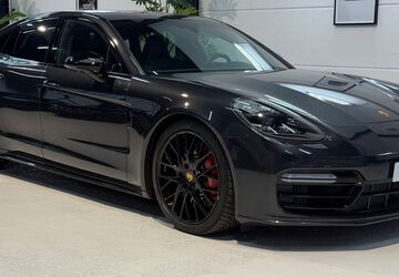 Porsche Panamera 140.000 km 56.299 &euro; Köln 50769