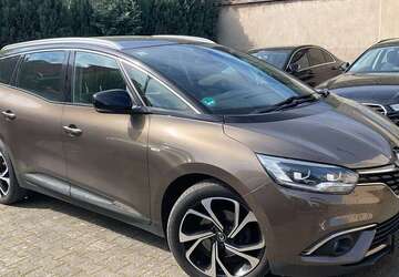 Renault Scenic 121.444 km 12.790 &euro; Solingen 42719