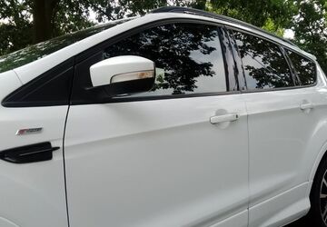 Ford Kuga 82.000 km 12.000 &euro; Chorweiler 50765