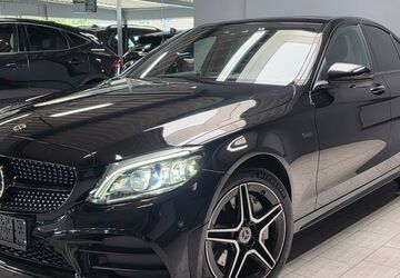 Mercedes-Benz C 300 143.132 km 25.990 &euro; Hilden 40721
