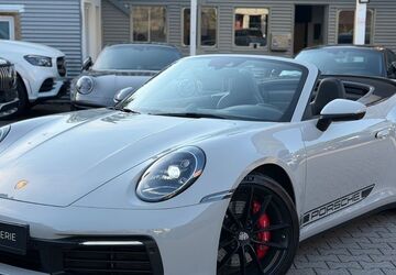 Porsche 992 101.000 km 118.850 &euro; Köln 51109