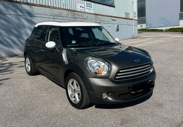 Mini Countryman D (Cooper) 180.000 km 6.900 &euro; Remscheid 42855