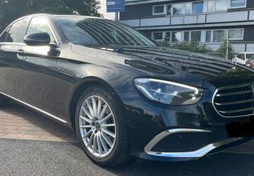 Mercedes-Benz E 220 251.500 km 22.300 &euro; Köln 51063