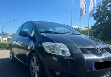 Toyota Auris 291.000 km 1.699 &euro; Bergisch Gladbach 51467