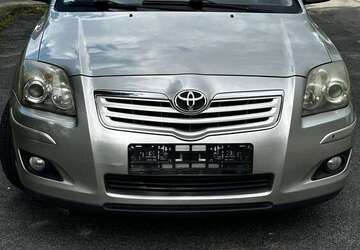 Toyota Avensis 345.000 km 2.800 &euro; Marienheide 51709