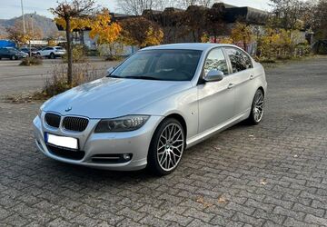 BMW 320 315.000 km 4.950 &euro; Bonn 53177