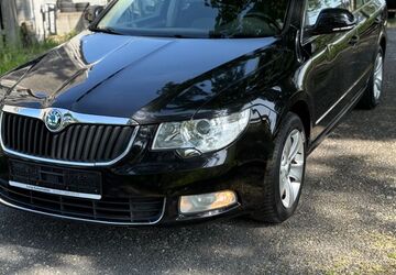 Skoda Superb 223.000 km 2.999 &euro; Köln 51107