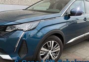 Peugeot 5008 131.000 km 14.499 &euro; Köln 50739