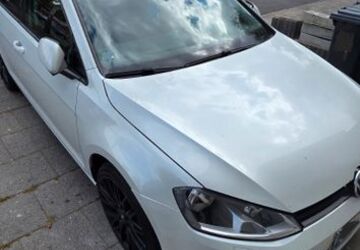 VW Golf 146.000 km 9.990 &euro; Wesseling 50389