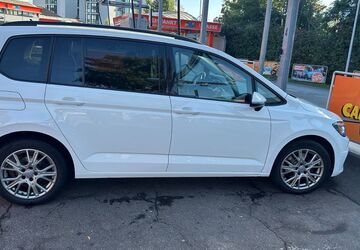 VW Touran 215.000 km 14.300 &euro; Köln 50997