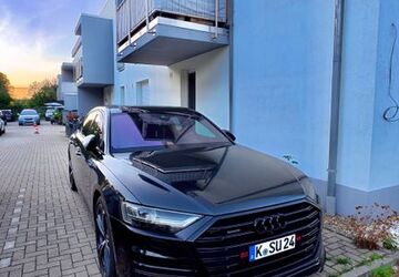 Audi A8 161.000 km 33.600 &euro; Köln 50765