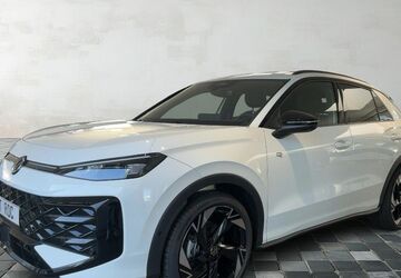 VW T-Roc 2.427 km 39.990 &euro; Radevormwald 42477