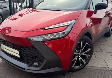 Toyota C-HR 17.694 km 25.590 &euro; Köln 51065