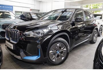 BMW iX1 44.173 km 32.990 &euro; Leverkusen 51371