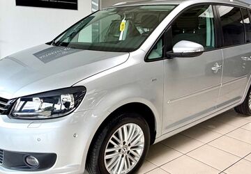 VW Touran 178.150 km 9.990 &euro; Köln 51067