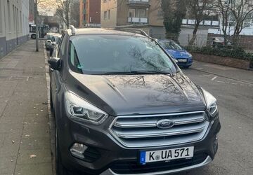 Ford Kuga 71.000 km 10.600 &euro; köln 51107