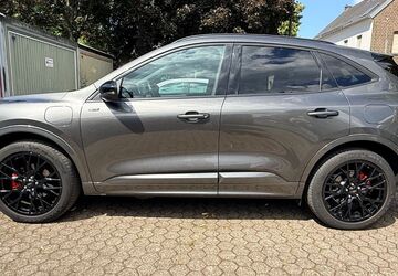 Ford Kuga 22.760 km 28.000 &euro; Köln 50765