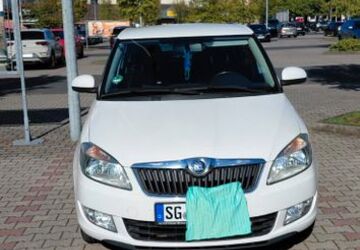 Skoda Fabia 130.000 km 6.200 &euro; Solingen 42651