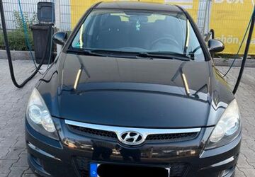 Hyundai i30 203.000 km 1.600 &euro; Bonn 53119