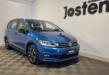 VW Touran 101.236 km 16.990 &euro; Monheim am Rhein 40789
